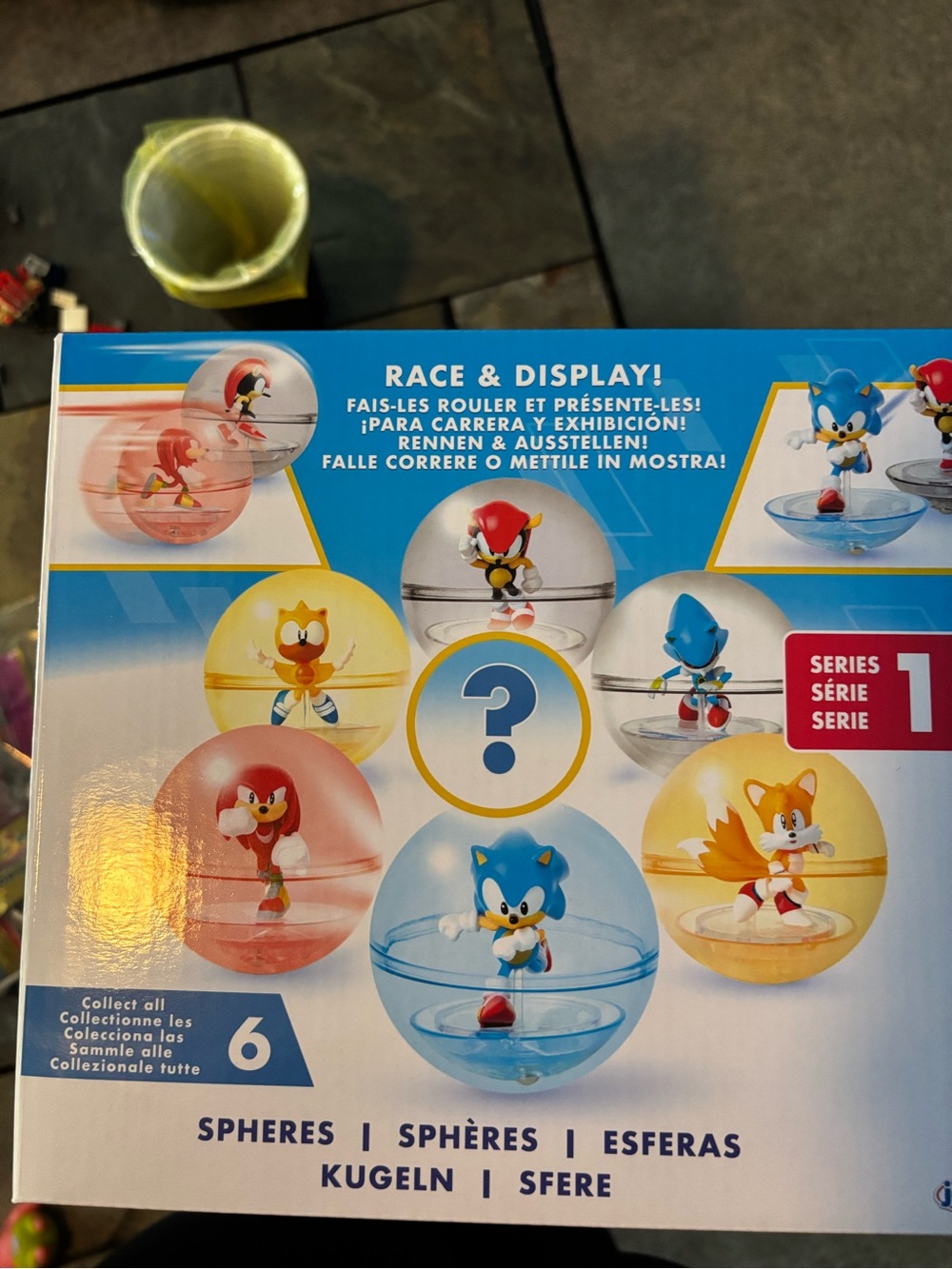Sonic the Hedgehog Race & Display Sphere Playset - Blue & Yellow